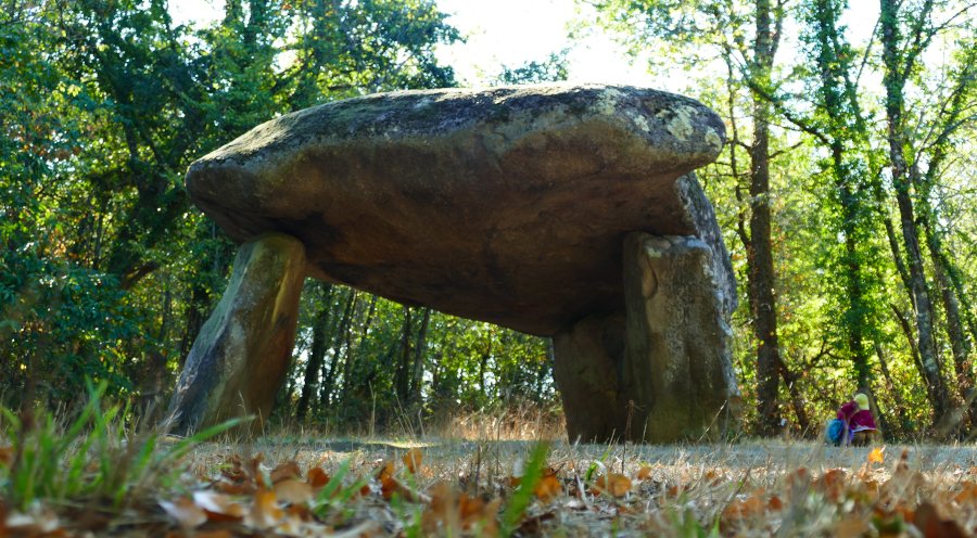 Dolmen de St Auvent dit de chez Moutaud